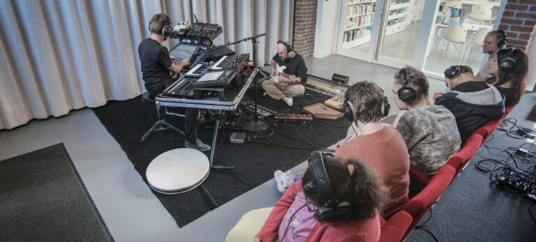 Brume sonore pour les résidents du foyer Le 8ᵉ Jour à Landas